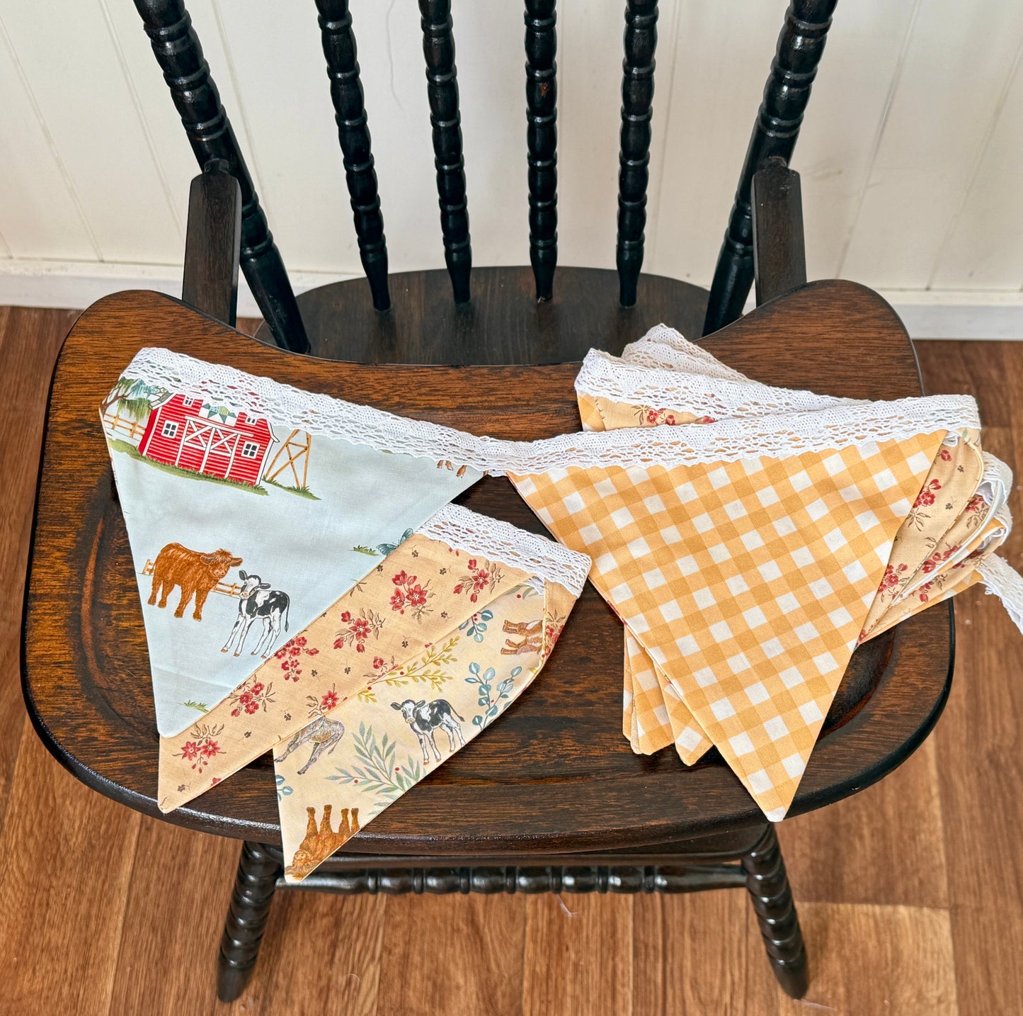 Farmyard Bunting